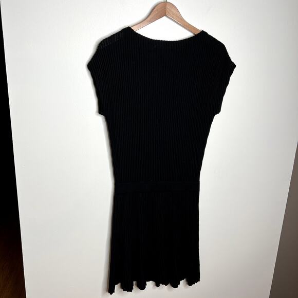 Maeve Ribbed Black Dress - Picture 5 of 5